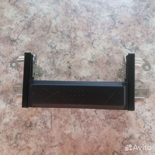 Кронштейн магнитолы