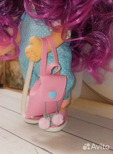 Кукла Маника