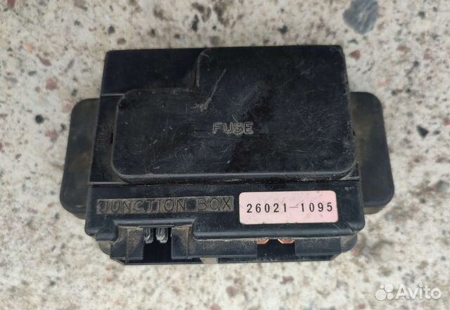 Блок предохранителей двигателя Kawasaki zx9r 98-02