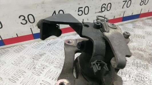 Суппорт тормозной задний правый renault master 2