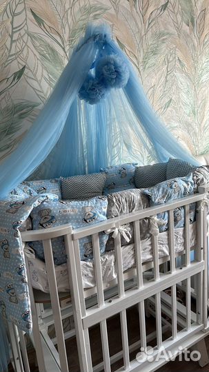 Кроватка для новорожденных