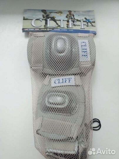 Детский шлем защитный + защита для катания