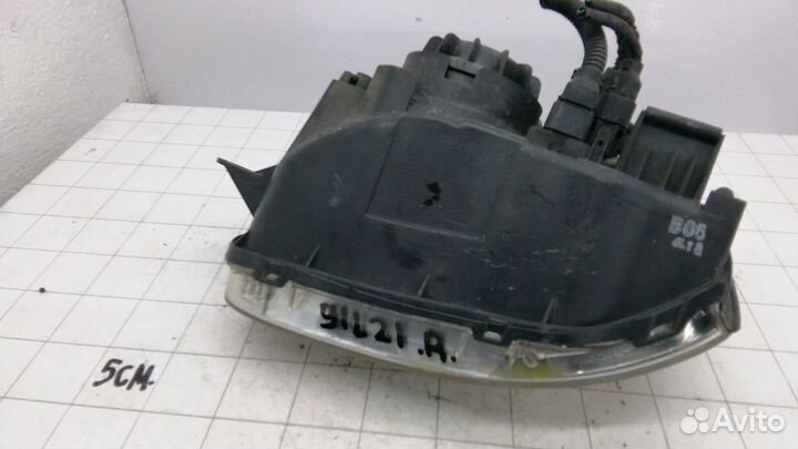 Фара правая Hyundai Santa Fe 1
