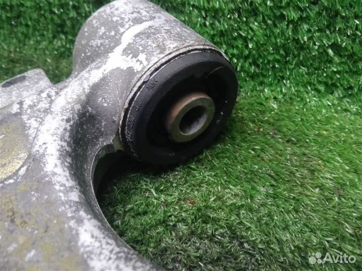 Рычаг передний правый Opel Astra J (2010-2016)