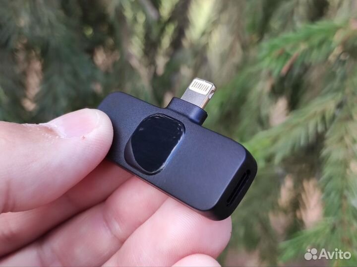 Петличный микрофон