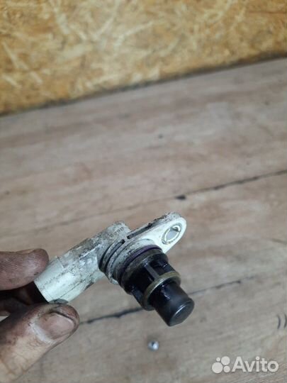 Датчик распредвала Opel Corsa D 5дв хечбек Z13DTH