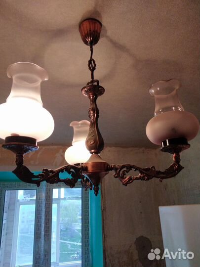 Люстра потолочная бу