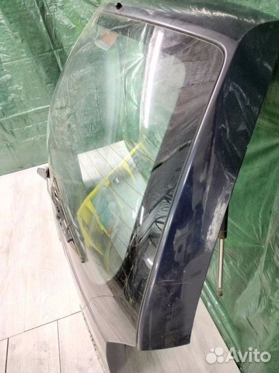 Крышка багажника (дверь 3-5) Mitsubishi Space