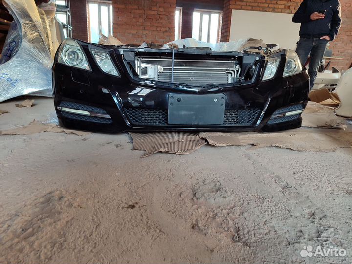 W212 фары бампер телевизор мерседесw212