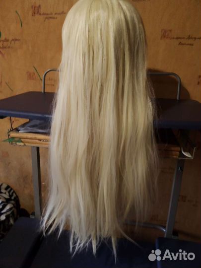 Парик из искусственных волос