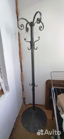 Вешалка напольная
