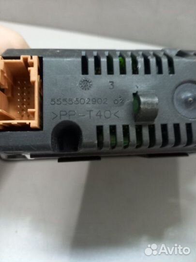 Дисплей Peugeot 308