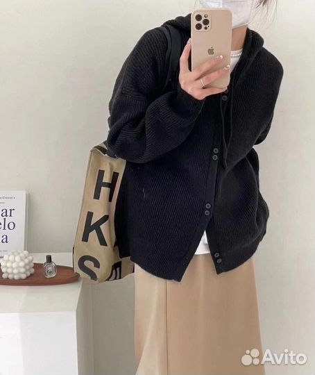 Кофта на пуговицах