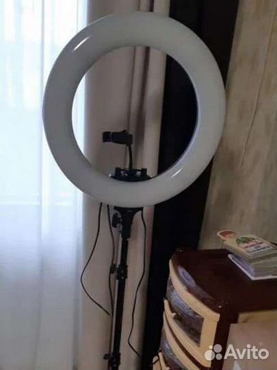 Кольцевая лампа