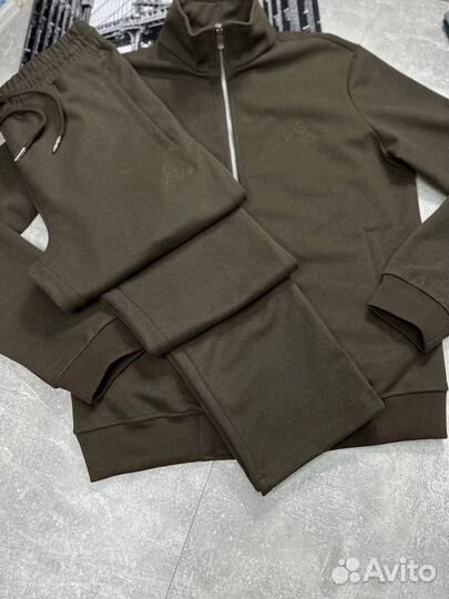 Спортивный костюм мужской