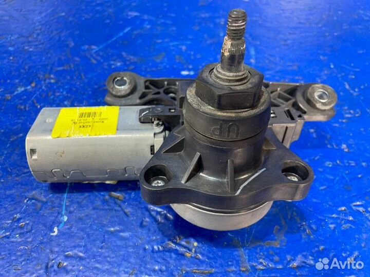 Мотор стеклоочистителя задний Chevrolet Tahoe 4