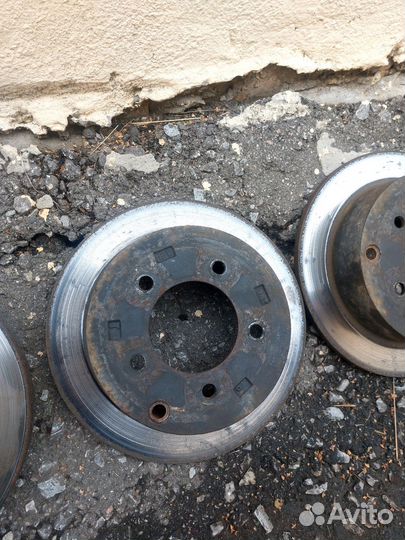 Тормозные диски лансер 10