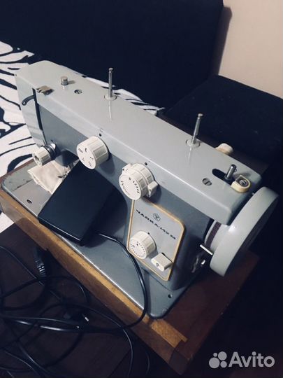 Швейная машина