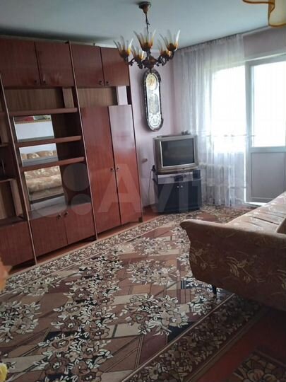 3-к. квартира, 50 м², 5/5 эт.
