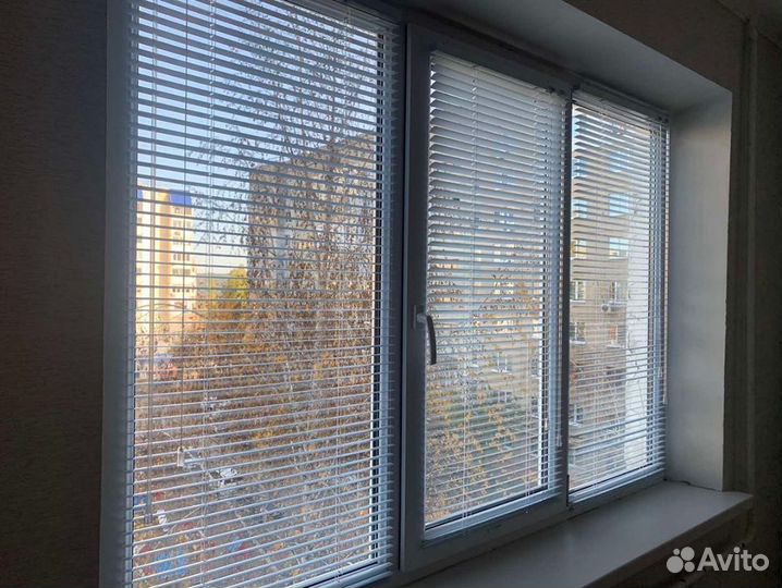 Жалюзи горизонтальные