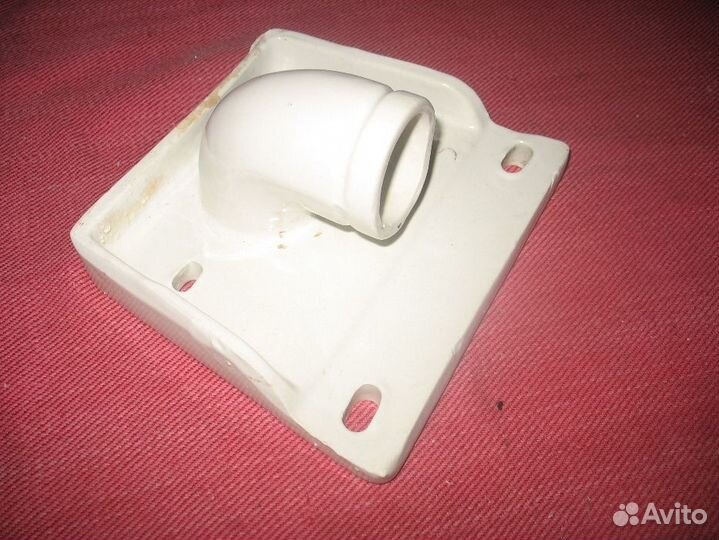 Полочка к унитазу