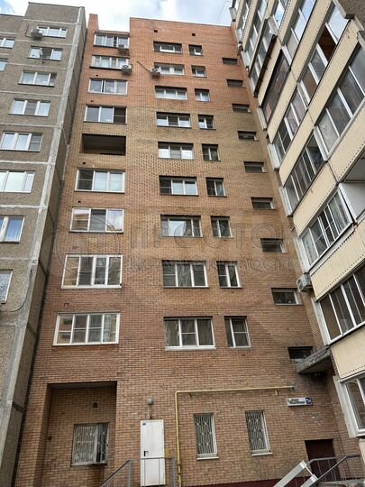 2-к. квартира, 50 м², 8/10 эт.