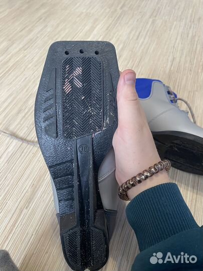 Лыжные ботинки