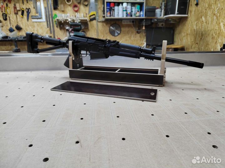 Станок / Подставка для чистки оружия