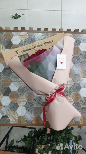 Свежие розы. Доставка цветов