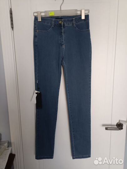 Джинсы женские