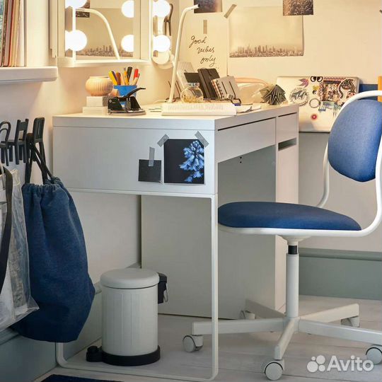 Письменный стол икеа микке (IKEA micke)