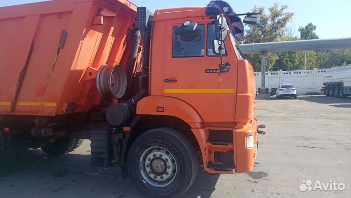 КАМАЗ 6520, 2015