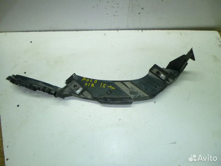 Кронштейн фары правый Volkswagen polo (SED) 2011