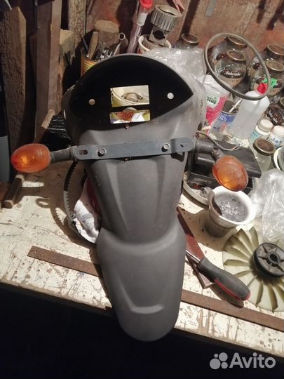 Заднее крыло на скутер stels tactic