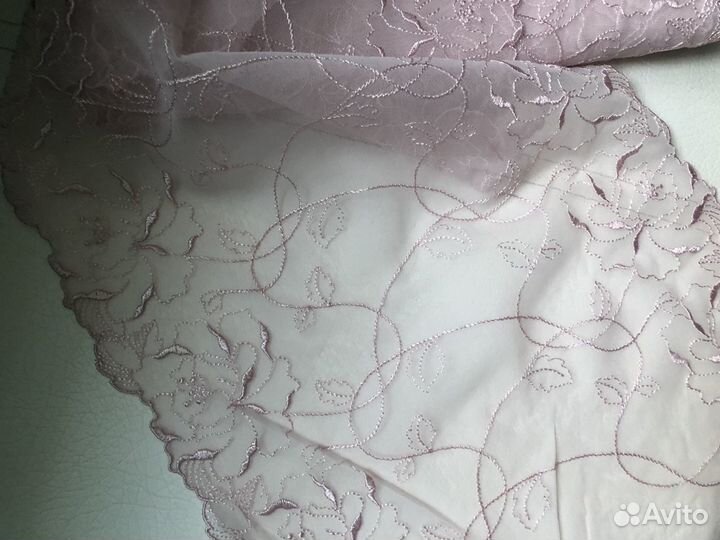 Вышивка на сетке