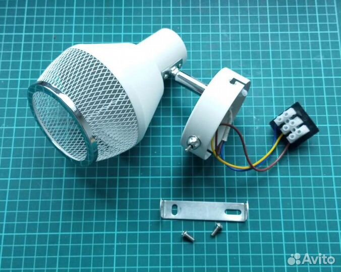 Светильник настенный