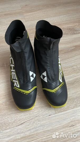 Лыжные ботинки