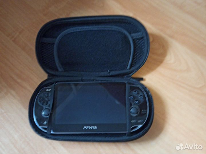 Игровой консоль ps vita
