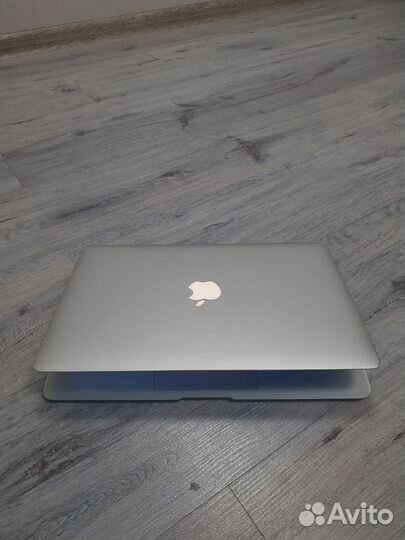 Macbook Air 11 4/128 2013
