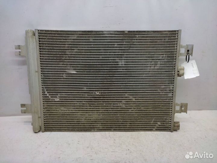 Радиатор кондиционера Renault Duster 2010