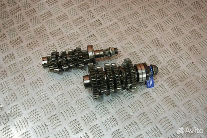 Коробка передач (кпп) Kawasaki ZZR400-1