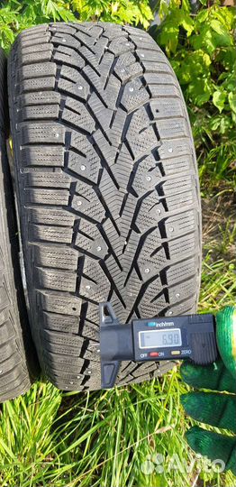 Gislaved NordFrost 100 225/55 R17
