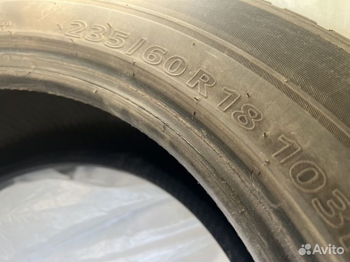 Kumho Crugen Premium KL33 235/60 R18 103H