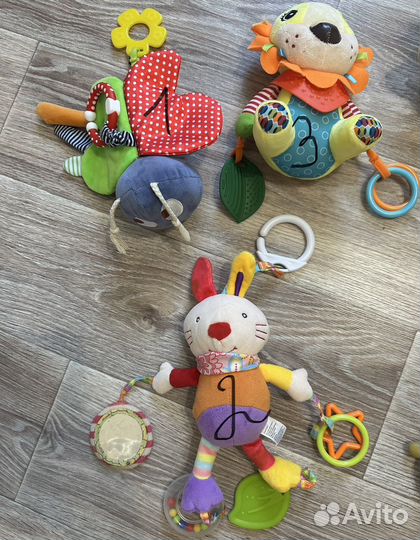 Развивающие игрушки для малышей