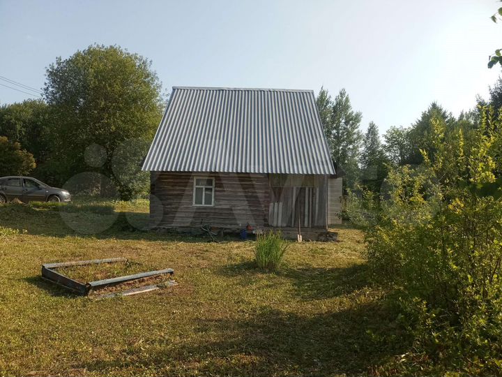 Дача 20 м² на участке 13 сот.