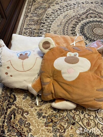 Бортики в детскую кроватку