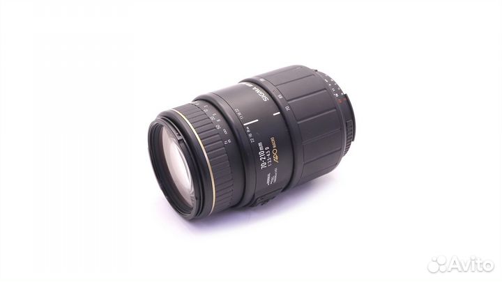 Sigma AF 70-210mm f/3.5-4.5 APO Macro for Nikon в