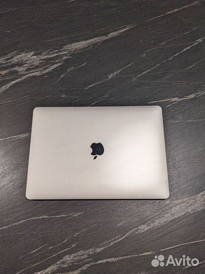 Apple macbook air 13 2020 m1