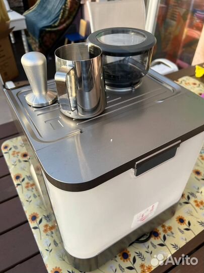 Автоматическая кофемашина viatto VA-CMG888