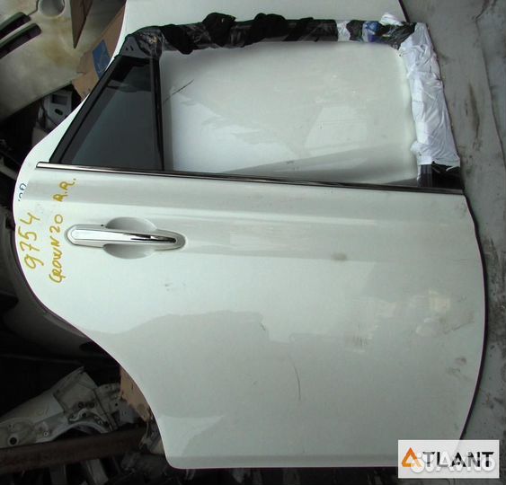 Дверь задний правый toyota crown